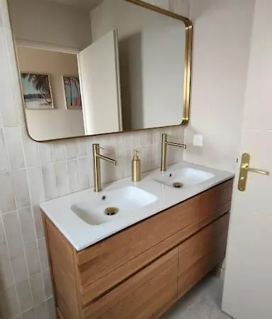 Rose Jacuzzi Vue