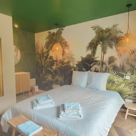 Rose Jacuzzi Vue * Lacanau